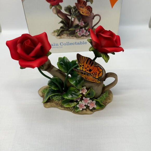 Classic Treasures Porcelain Collectable‎ Red Roses With Watering Can Ornament - Picture 9 of 16